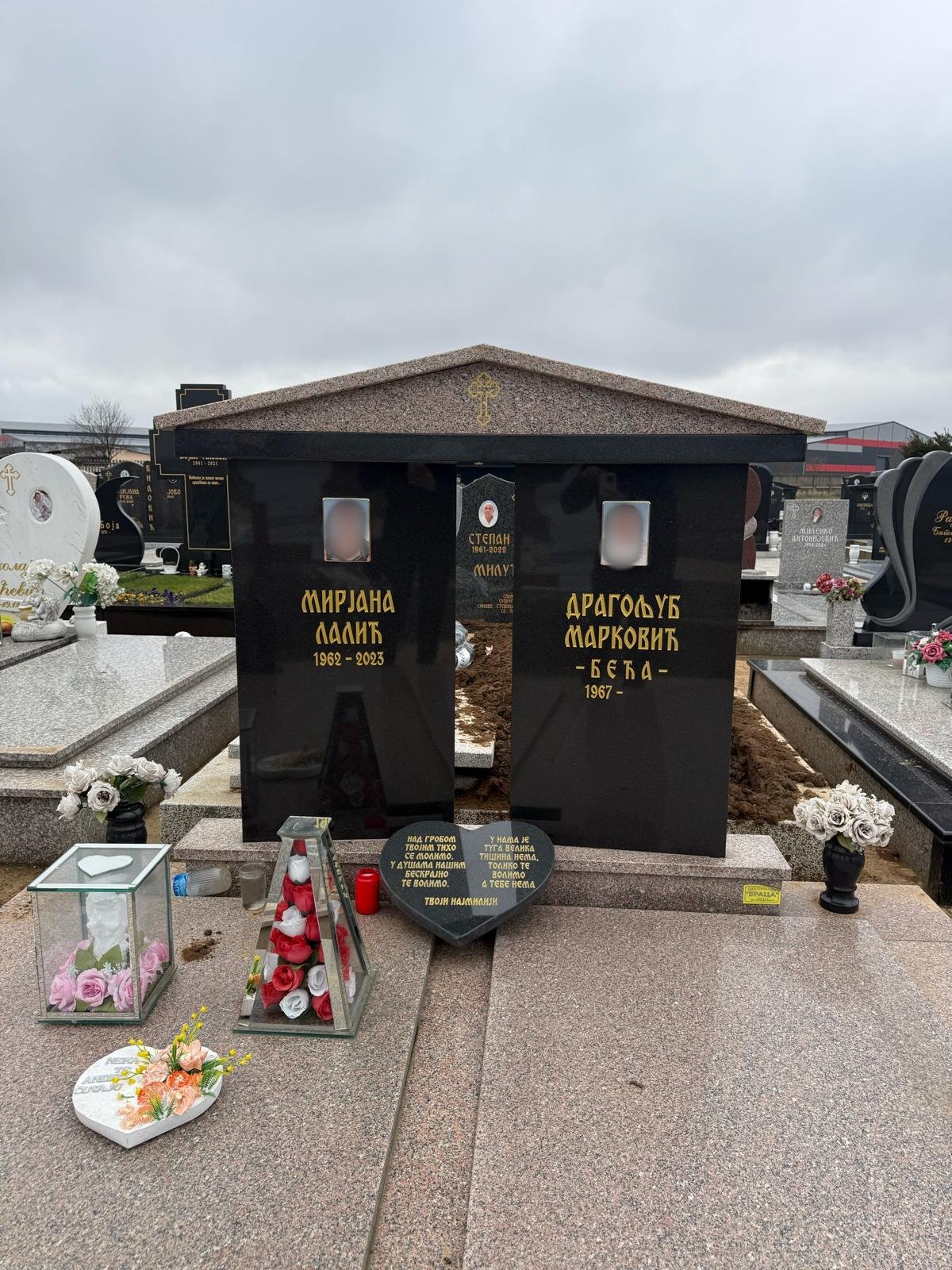 Spomenici za dvoje 13